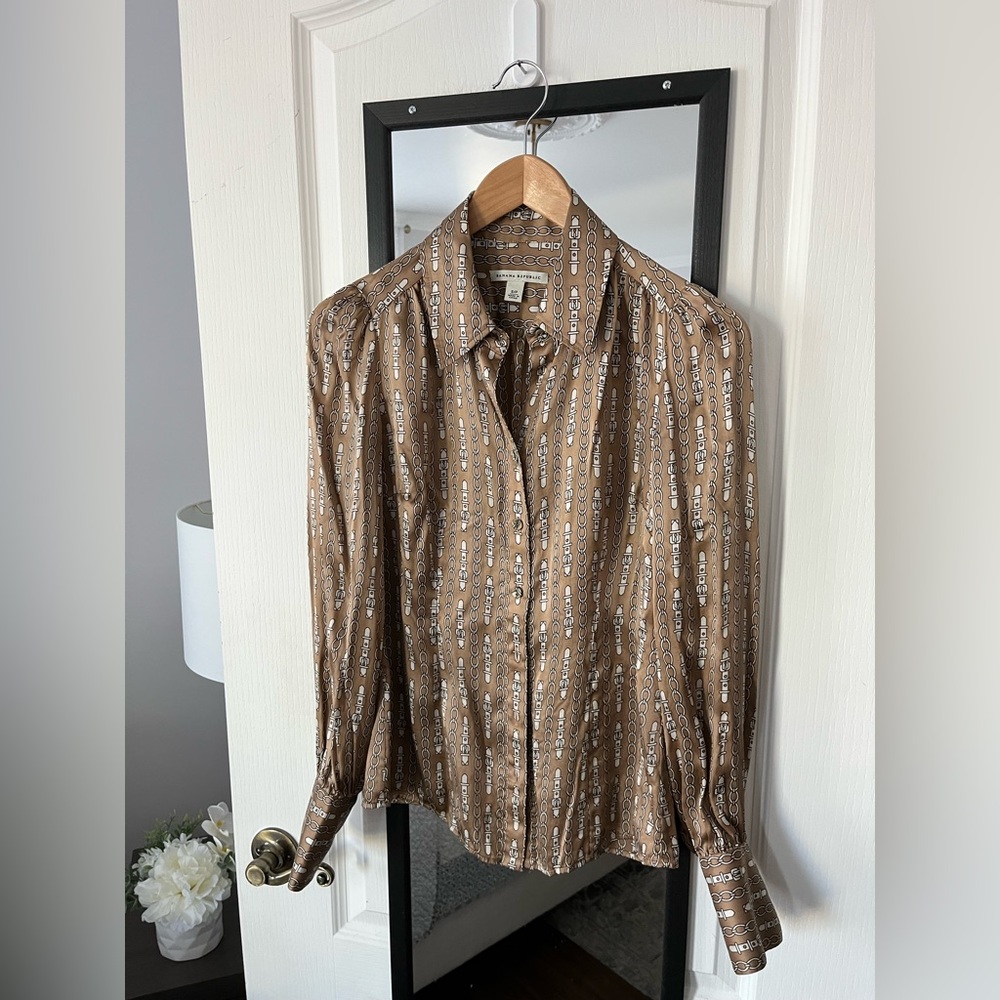 Banana Republic silk blouse